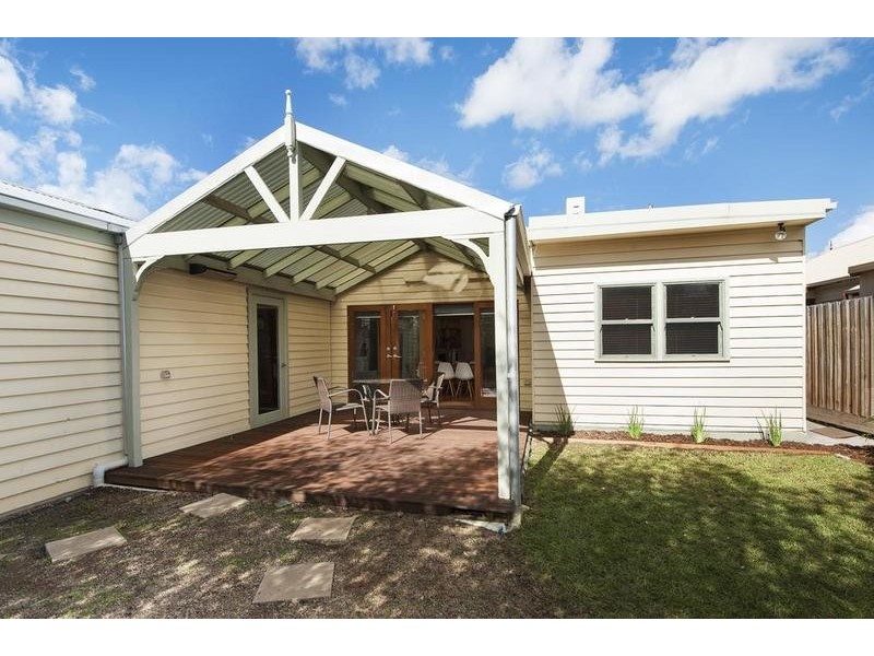 18 Pitt Street, West Footscray VIC 3012