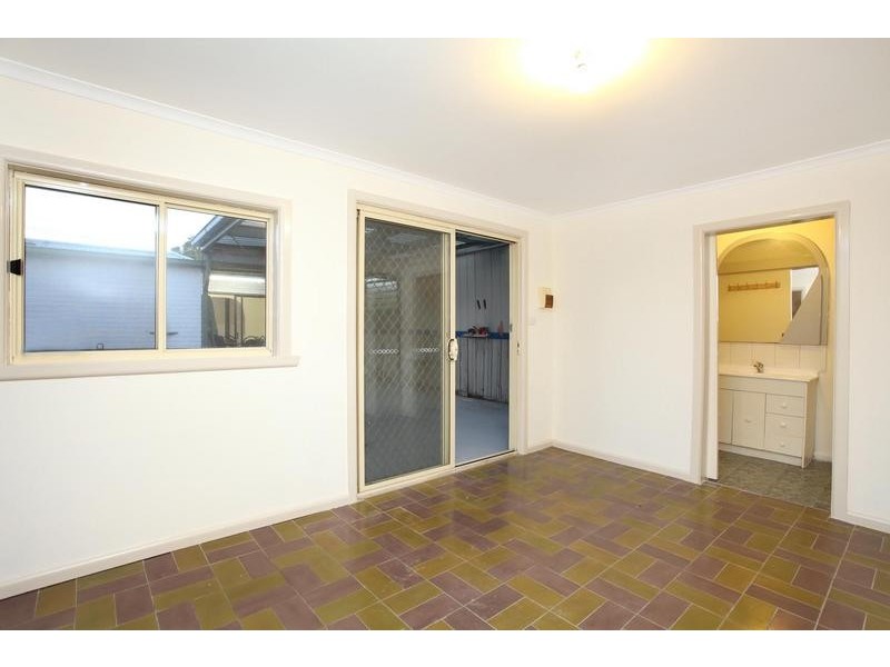 27 Donald Street, Footscray VIC 3011