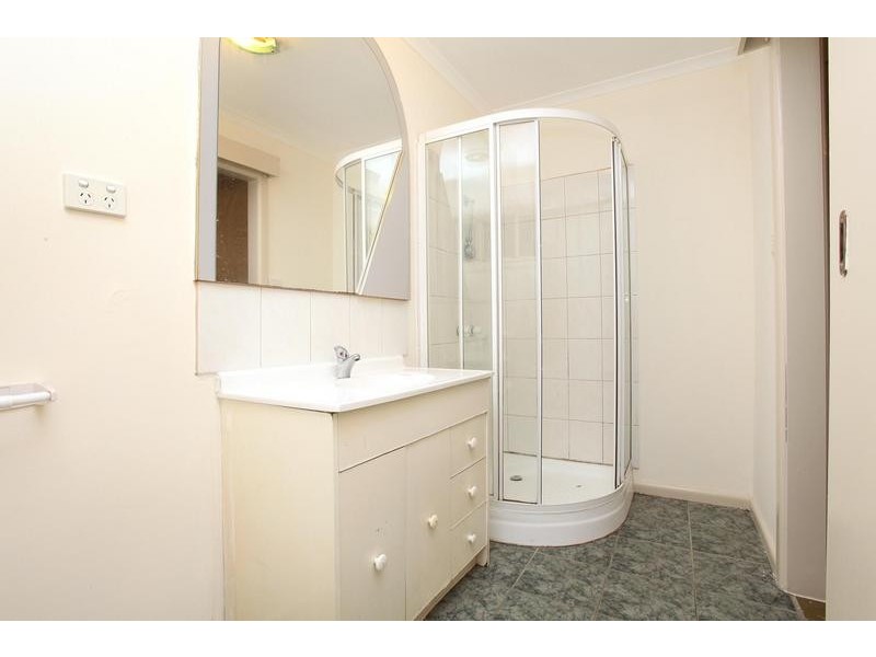 27 Donald Street, Footscray VIC 3011