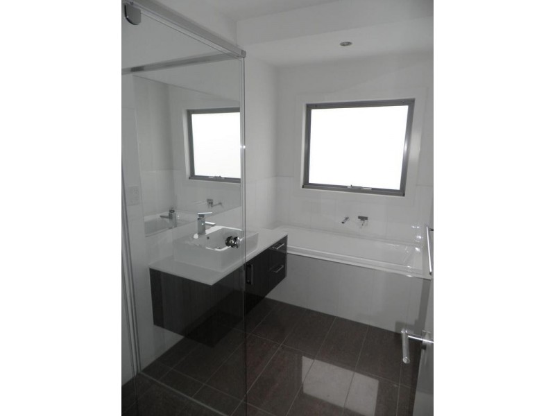 1/3 Montgomery Street, Maidstone VIC 3012