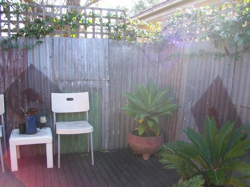 2/79 Kernot Street, Spotswood VIC 3015