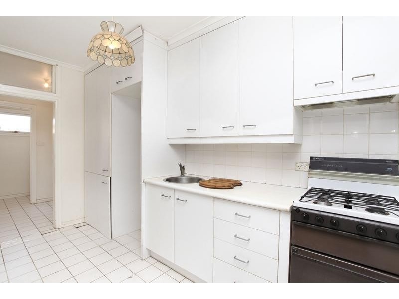 77 Hamilton Street, Yarraville VIC 3013