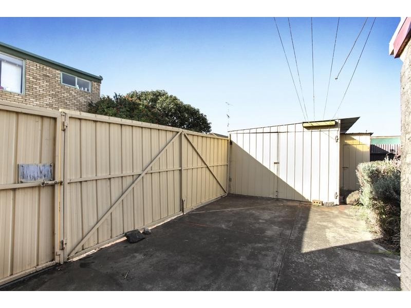 77 Hamilton Street, Yarraville VIC 3013