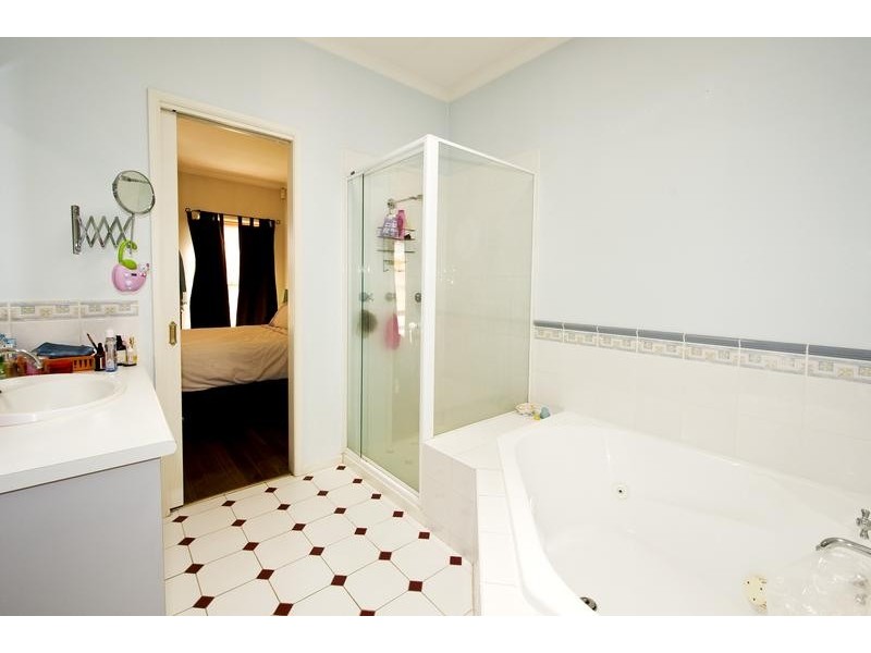 19 Ferguson Street, Spotswood VIC 3015