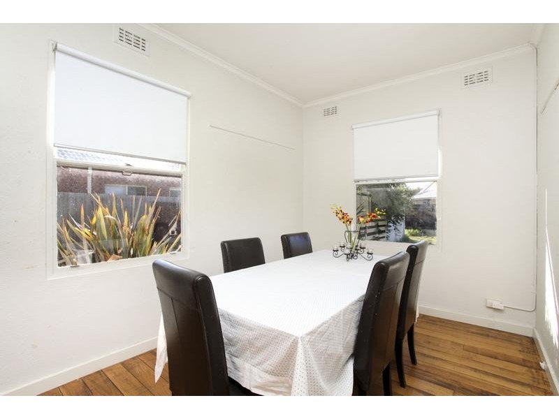 4 Omar Street, Maidstone VIC 3012