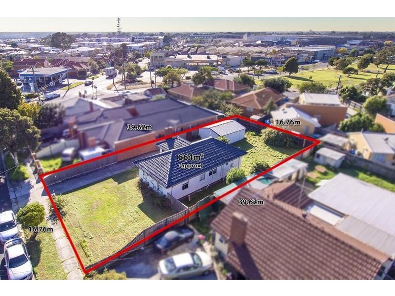 4 Omar Street, Maidstone VIC 3012