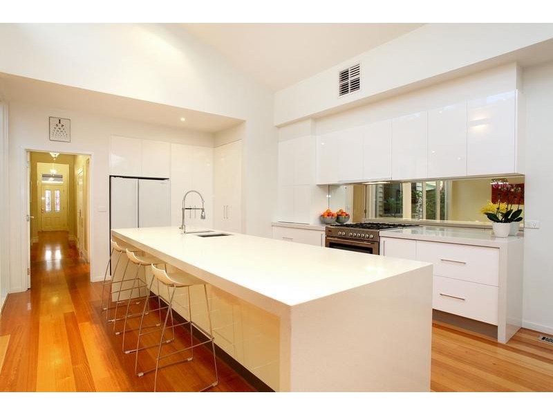 12 Burns Street, Yarraville VIC 3013