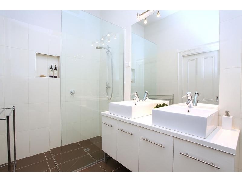 12 Burns Street, Yarraville VIC 3013