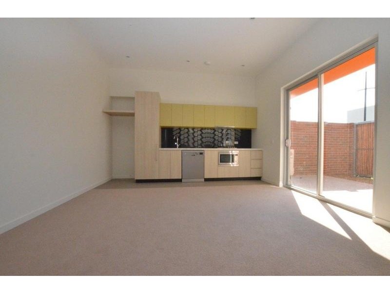 1C/64 Cross Street, Footscray VIC 3011