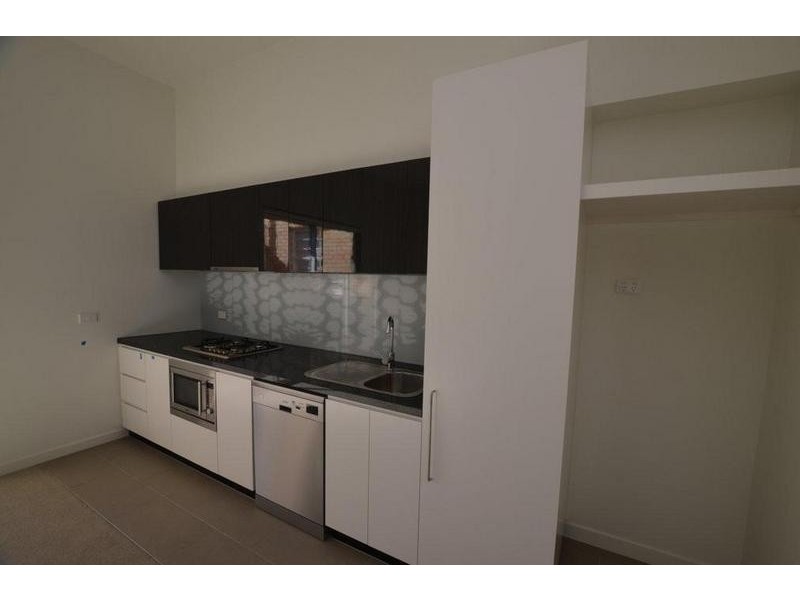 10C/64 Cross Street, Footscray VIC 3011
