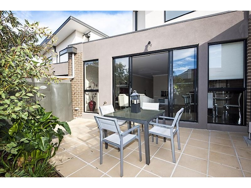 9/38 Geelong Road, Footscray VIC 3011