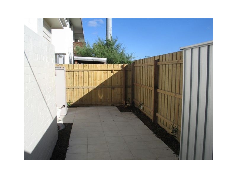 42 Leander Street, Footscray VIC 3011