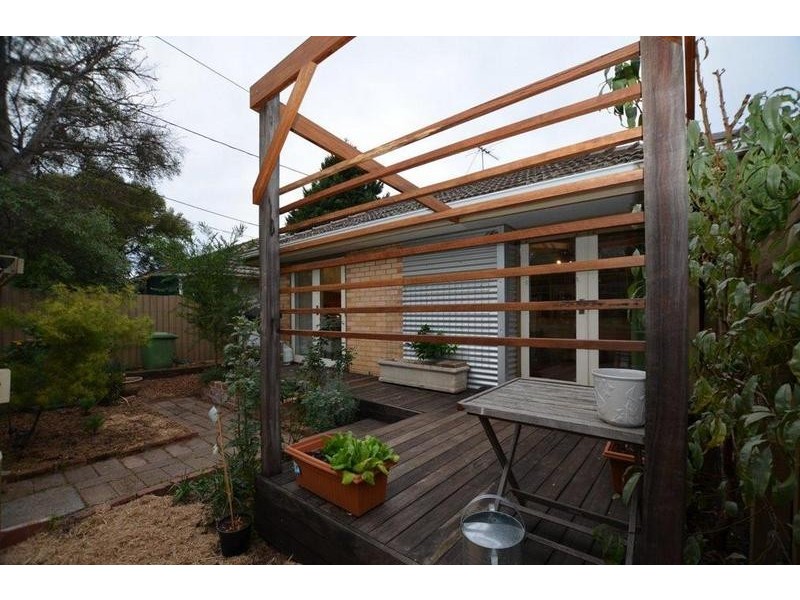 17 Rondell Avenue, West Footscray VIC 3012