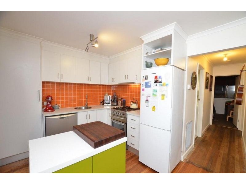 17 Rondell Avenue, West Footscray VIC 3012