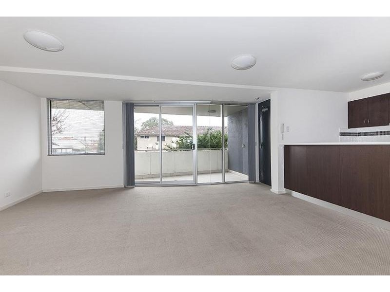 8/75 Droop Street, Footscray VIC 3011