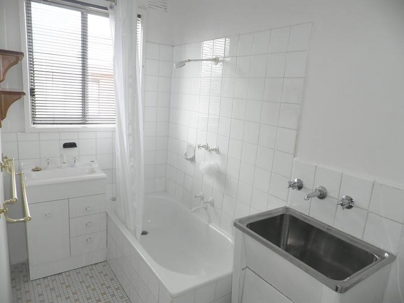 6/6 Hatfield Court, West Footscray VIC 3012