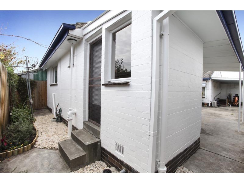 4/589 Barkly Street, West Footscray VIC 3012