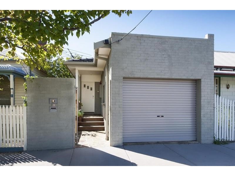 13 Gamon Street, Seddon VIC 3011