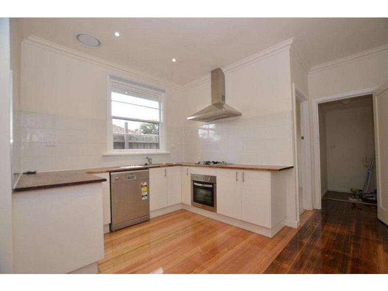 2 Burns Street, Maidstone VIC 3012