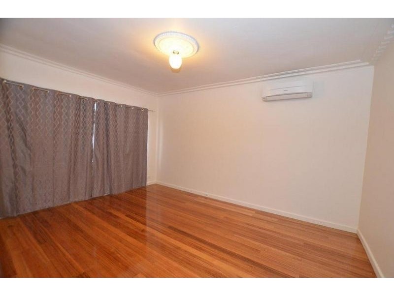 2 Burns Street, Maidstone VIC 3012