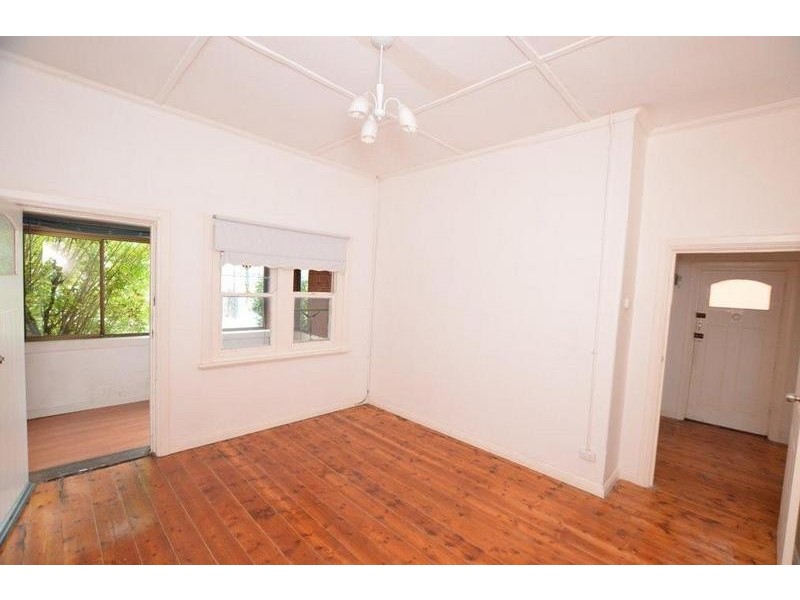 98 Eleanor Street, Footscray VIC 3011