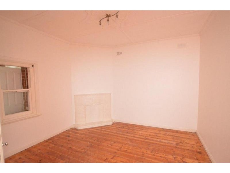 98 Eleanor Street, Footscray VIC 3011