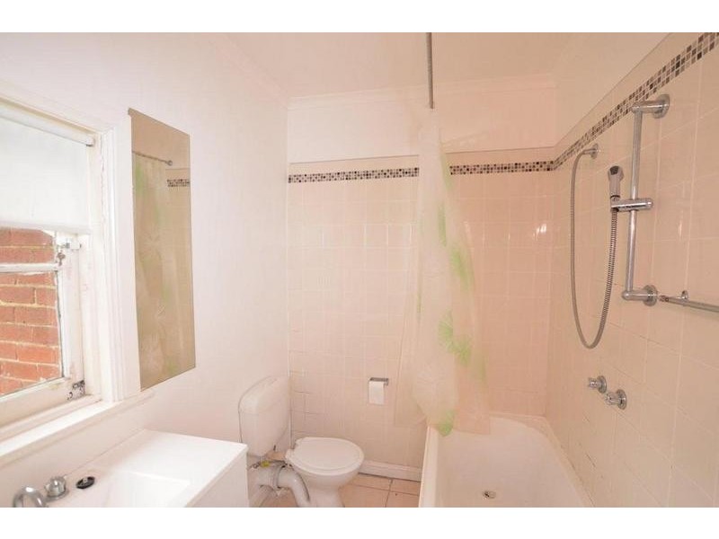 98 Eleanor Street, Footscray VIC 3011