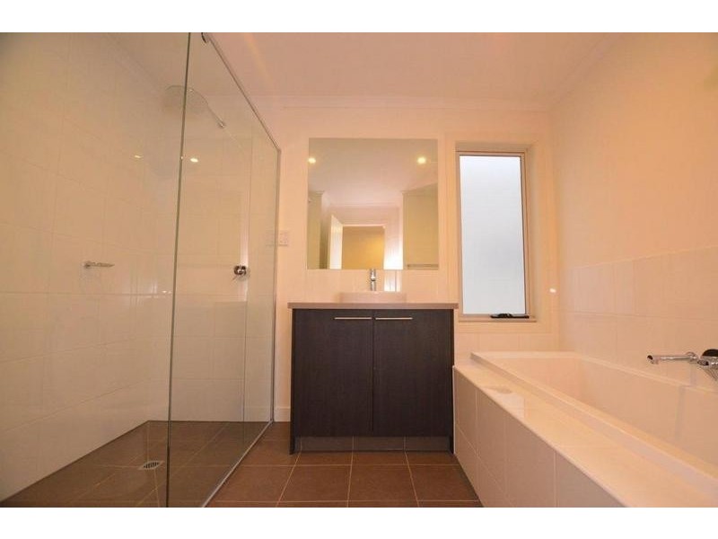 7 Beaurepaire Parade, Footscray VIC 3011