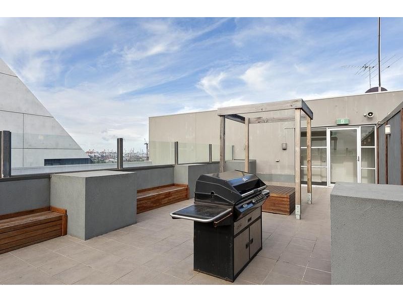 307/250 Barkly Street, Footscray VIC 3011