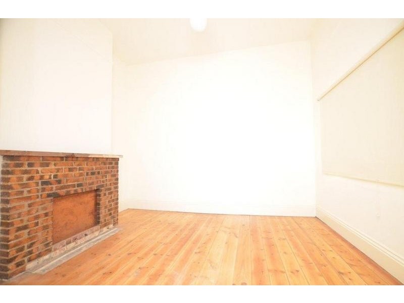 64 Pilgrim Street, Seddon VIC 3011