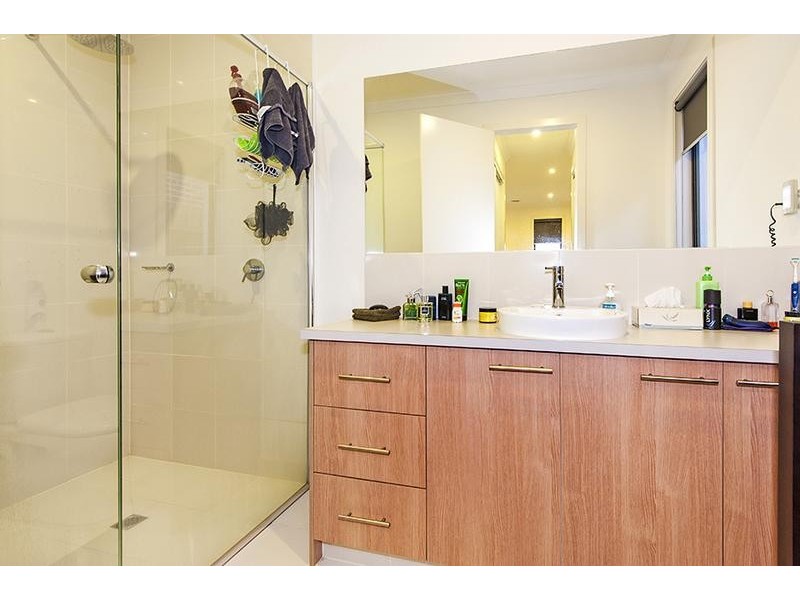 60 McDougall Drive, Footscray VIC 3011