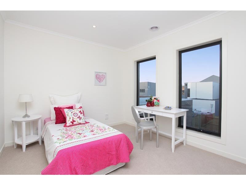 8 Beame Street, Footscray VIC 3011