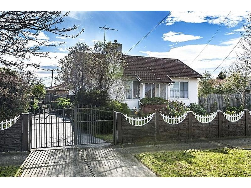12 Winston Street, Maidstone VIC 3012