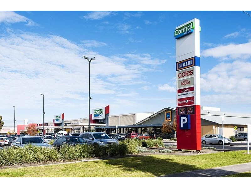 12 Winston Street, Maidstone VIC 3012