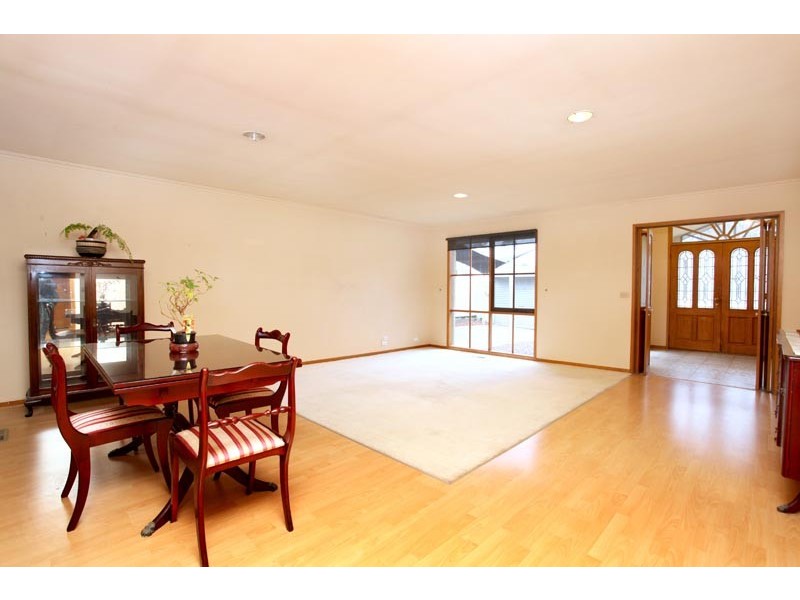 15 Ballarat Road, Footscray VIC 3011