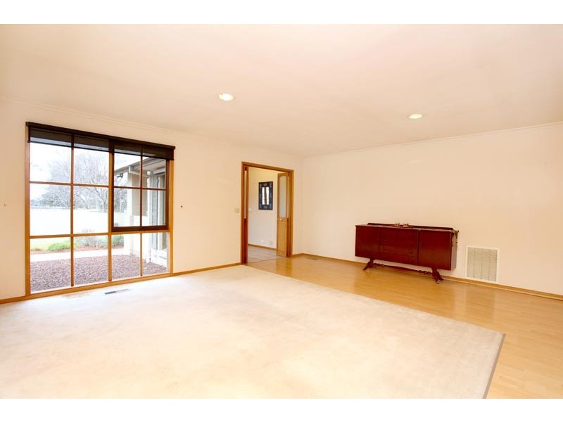 15 Ballarat Road, Footscray VIC 3011