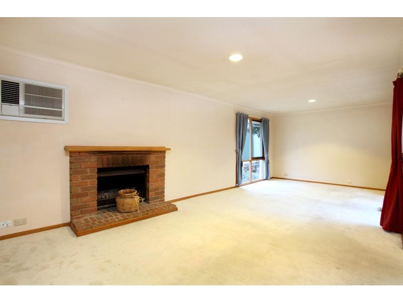 15 Ballarat Road, Footscray VIC 3011