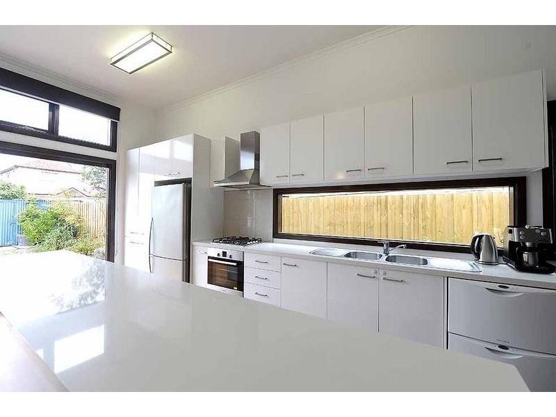 17 Alfred Street, Seddon VIC 3011