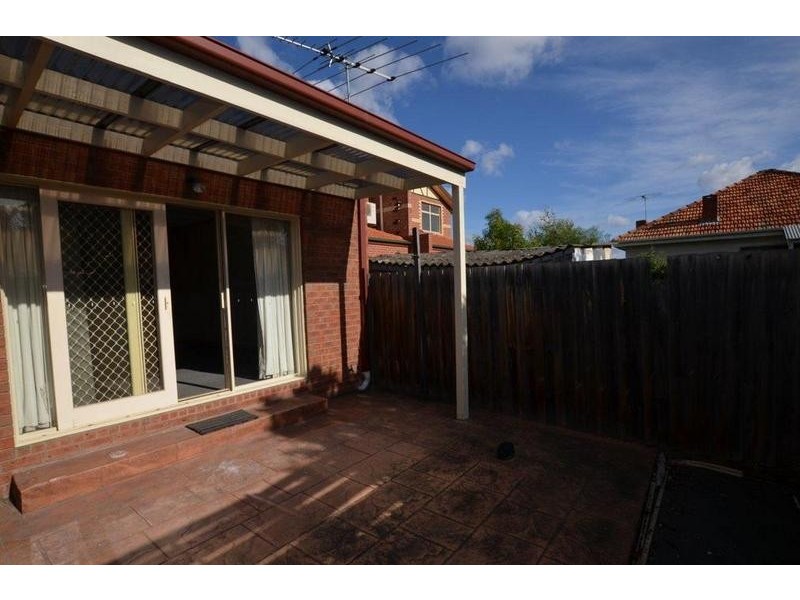 1/4A Austin Crescent East, Yarraville VIC 3013