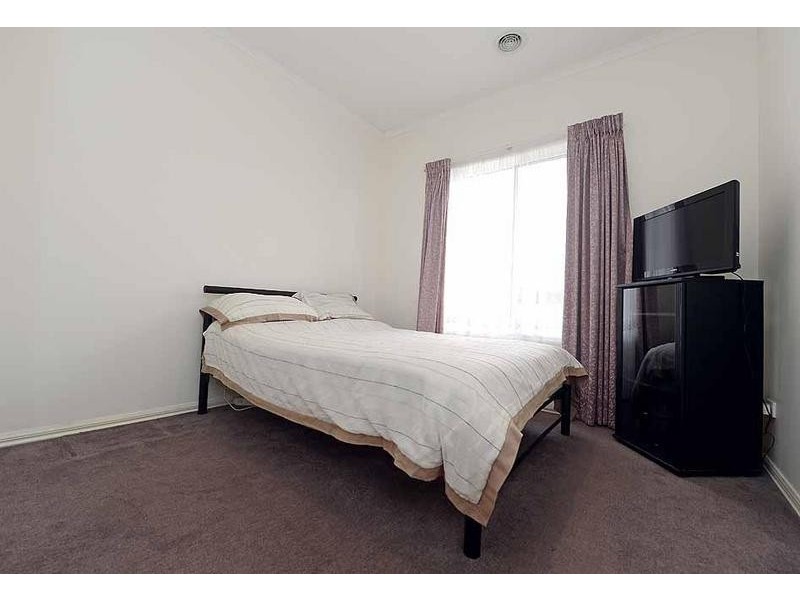 6 Eva Street, Sunshine West VIC 3020