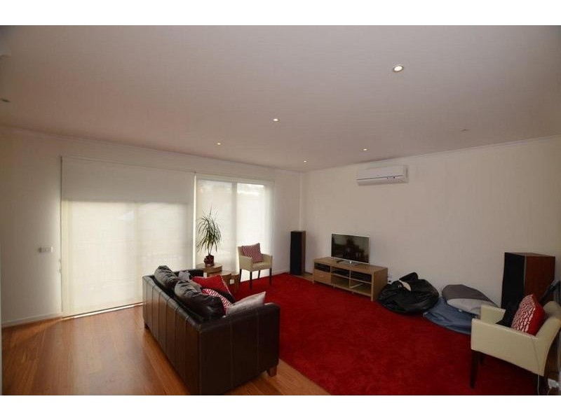 39 Warleigh Road, Footscray VIC 3011