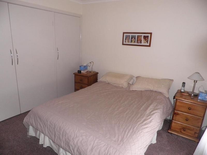 2/145 Essex Street, West Footscray VIC 3012