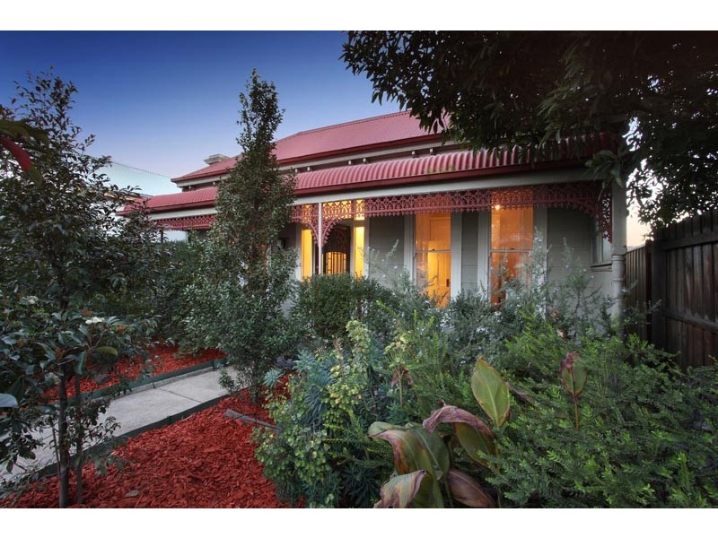 215 Buckley Street, Seddon VIC 3011