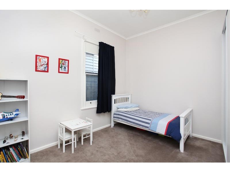 215 Buckley Street, Seddon VIC 3011