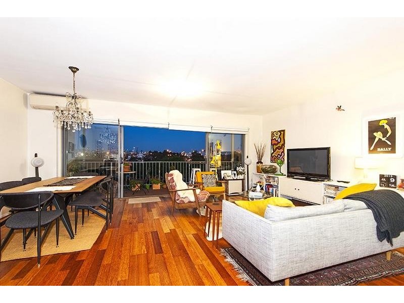 8 Levien Lane, Footscray VIC 3011