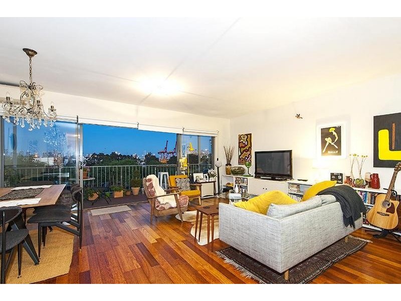 8 Levien Lane, Footscray VIC 3011