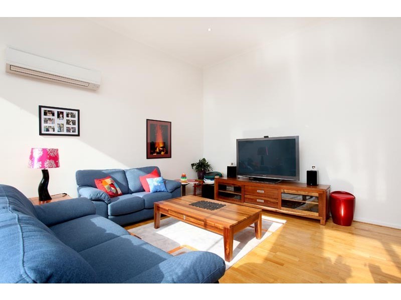 5/4 Huntly Street, Footscray VIC 3011