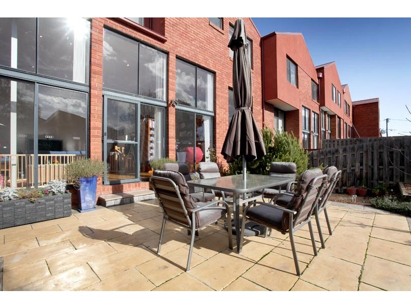 5/4 Huntly Street, Footscray VIC 3011