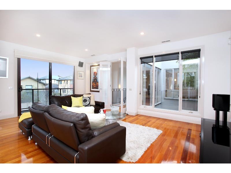 11 Skyline Drive, Maribyrnong VIC 3032