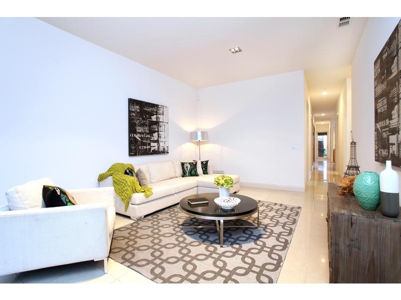 11 Skyline Drive, Maribyrnong VIC 3032